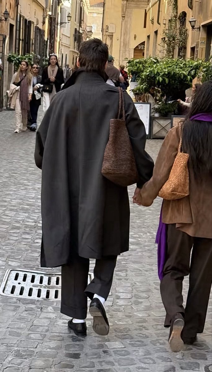 lara 💋🪩 tweet media