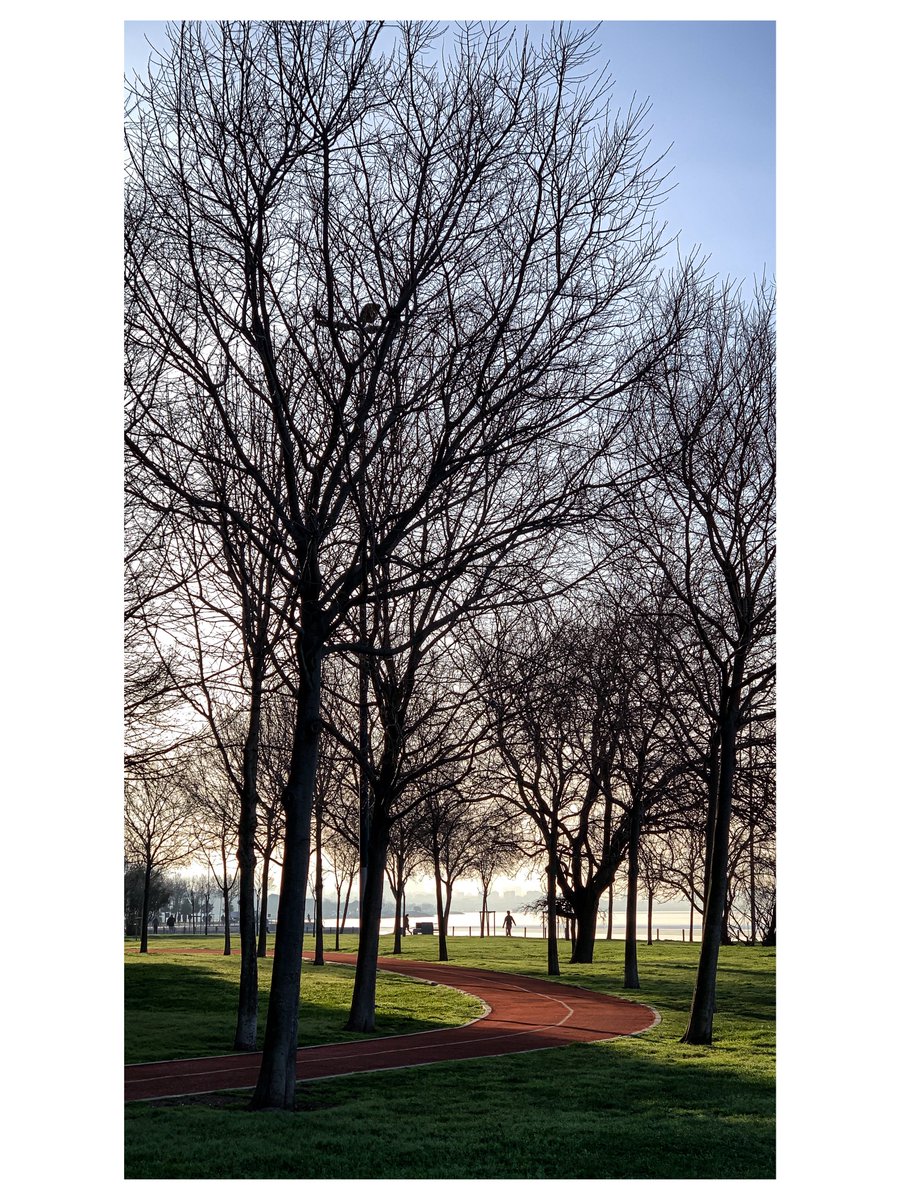 Caddebostan Sahili / 26 Mart 2026 Perşembe ÖÖ 7:53