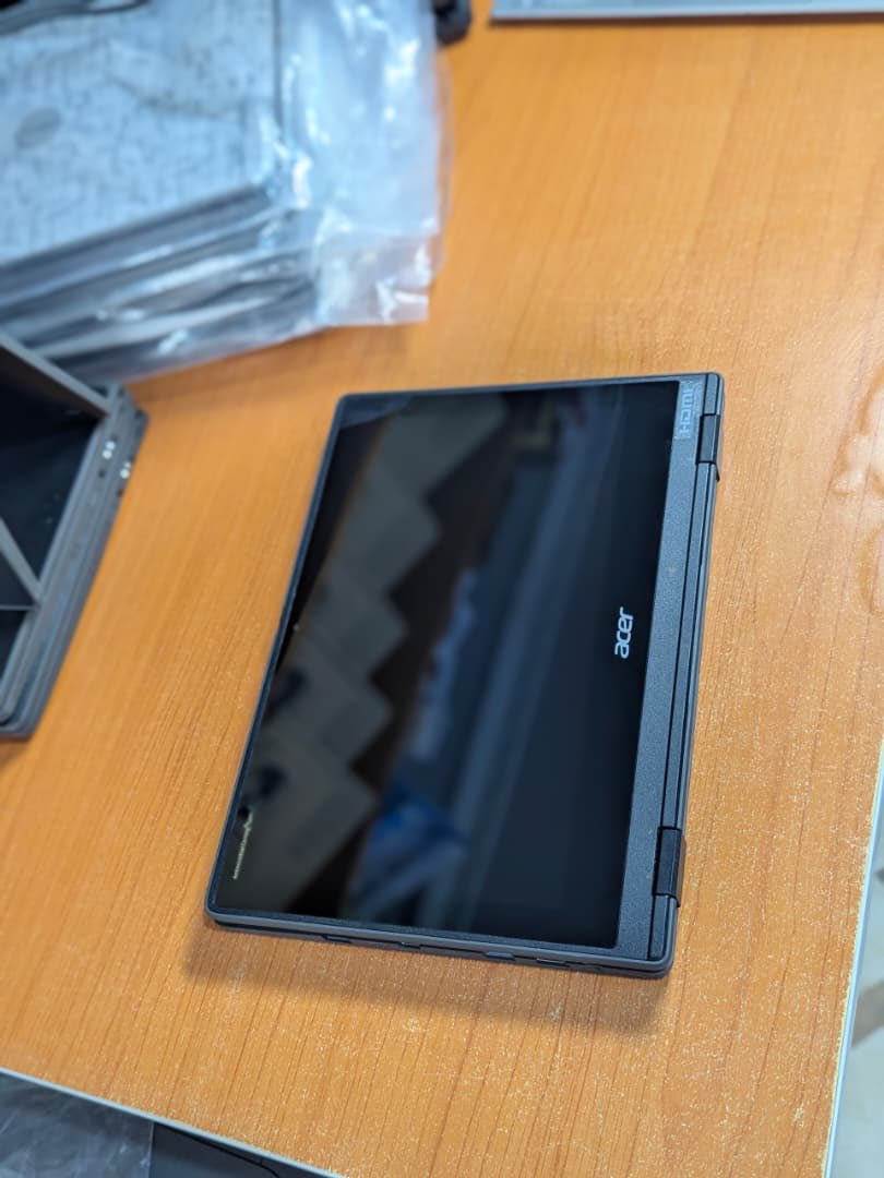 Laptop Point 💻 tweet media