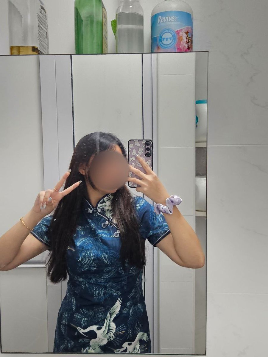 Shermaineee05's tweet photo. Short Intro!
I'm Sher~ I'm 21 this year, 165cm, 55kg, Natural C38, NOT PETITE more on the Busty Side and I'm looking for men to please 👅💦

PS: I do not sell content, I only do Meetup Sessions

Check my Rates/Info on my FREE Tele Channel! 😊
Link: https://t.co/OiZ45ltgrD https://t.co/6gGFAnsi3x