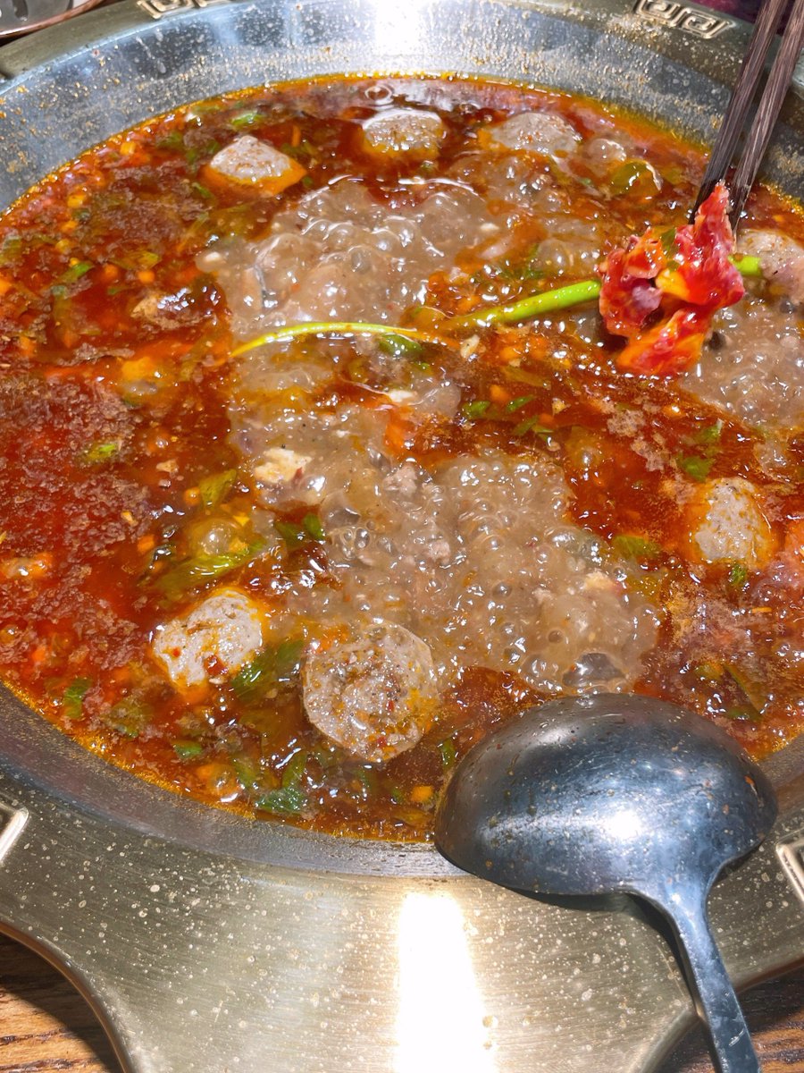 annienegi tweet media