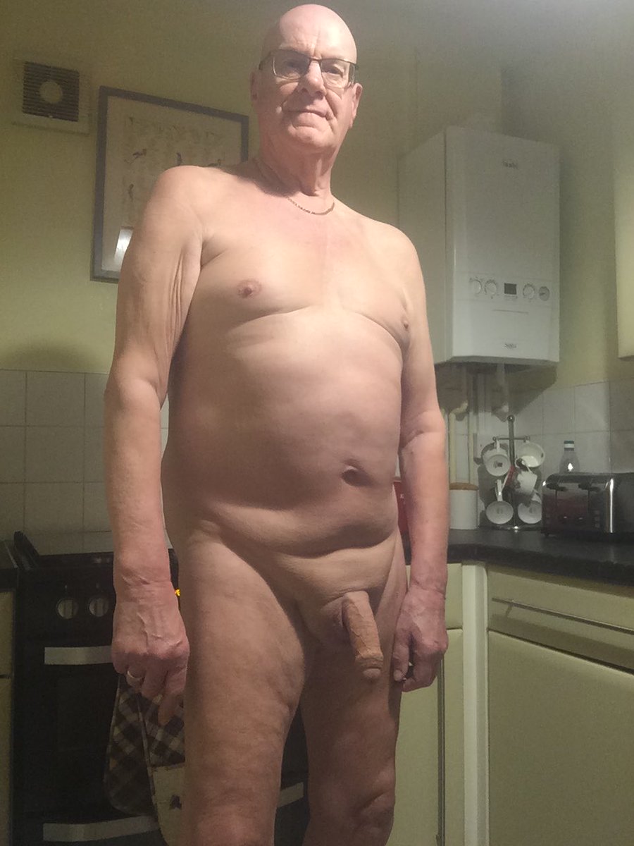 naked guy tweet media