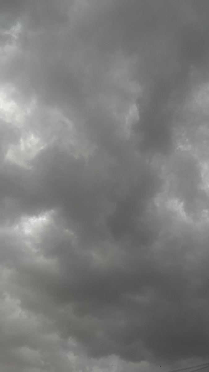 la di die tweet media