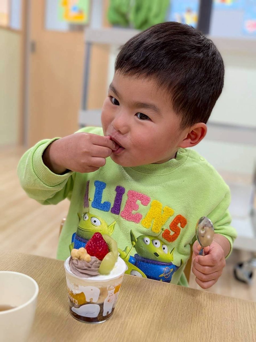 tortoiseadachi's tweet photo. 昨日は3月生まれのお友達のお誕生日会でした🎂

これからも元気に大きくなってね🥰

#トータス保育園 #保育園 #足立区 #八潮市
#企業主導型保育園 #保活 https://t.co/IYZHKtdIFL