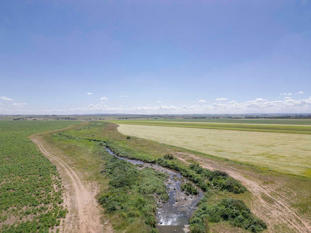 OxCIEJ's tweet photo. On paper: a R4.7-billion hydrogen project set to transform the Vaal.

On the ground: nothing.

No construction. No visibility. Little community awareness.

So what happened to the plans - and the money?

#PowerTracker
https://t.co/Q3uTKA049Z https://t.co/41tyEzsDyy