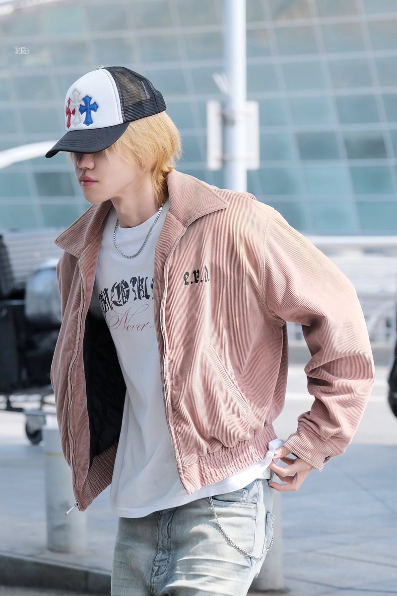 hannie ☻ tweet media