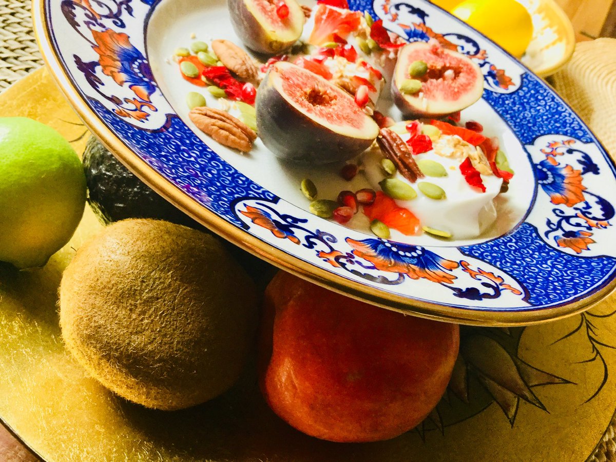 nineov's tweet image. Plating ideas techniques  #wine #cookbook #chef #cooking 🤪😀