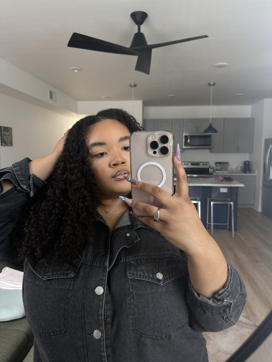 TheQueenChemist🌡🔬 (@itsarie__) on Twitter photo 