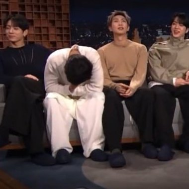 zari 🪭 tweet media