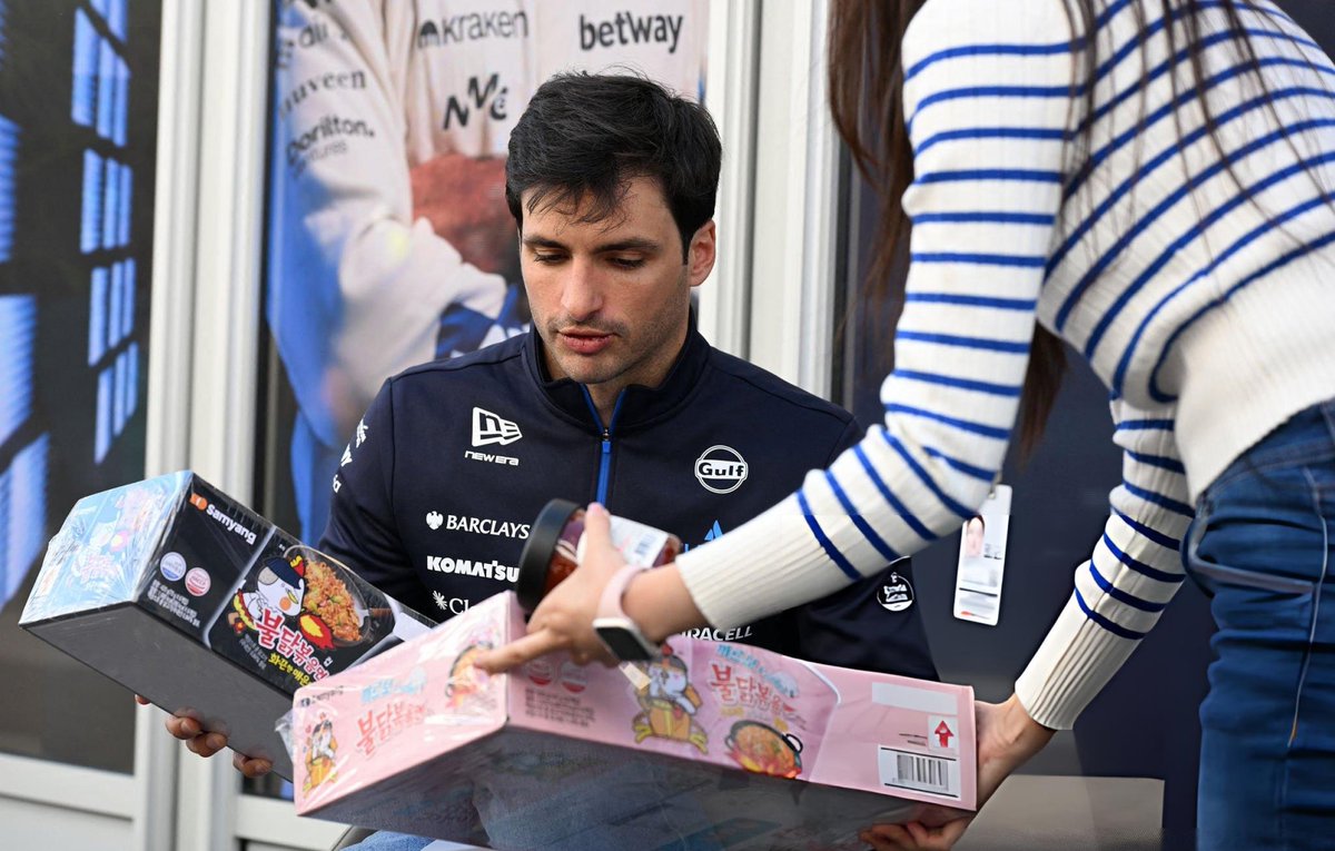 yoyo 🦄 tweet media