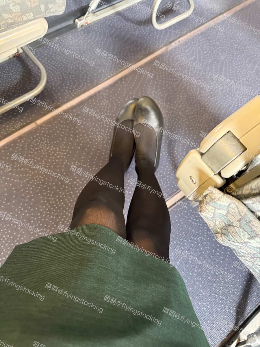 flyingstocking's tweet photo. 痛死了真不想上班😢，甘苦誰人知
#服務業 https://t.co/Yh9pxci7Y3