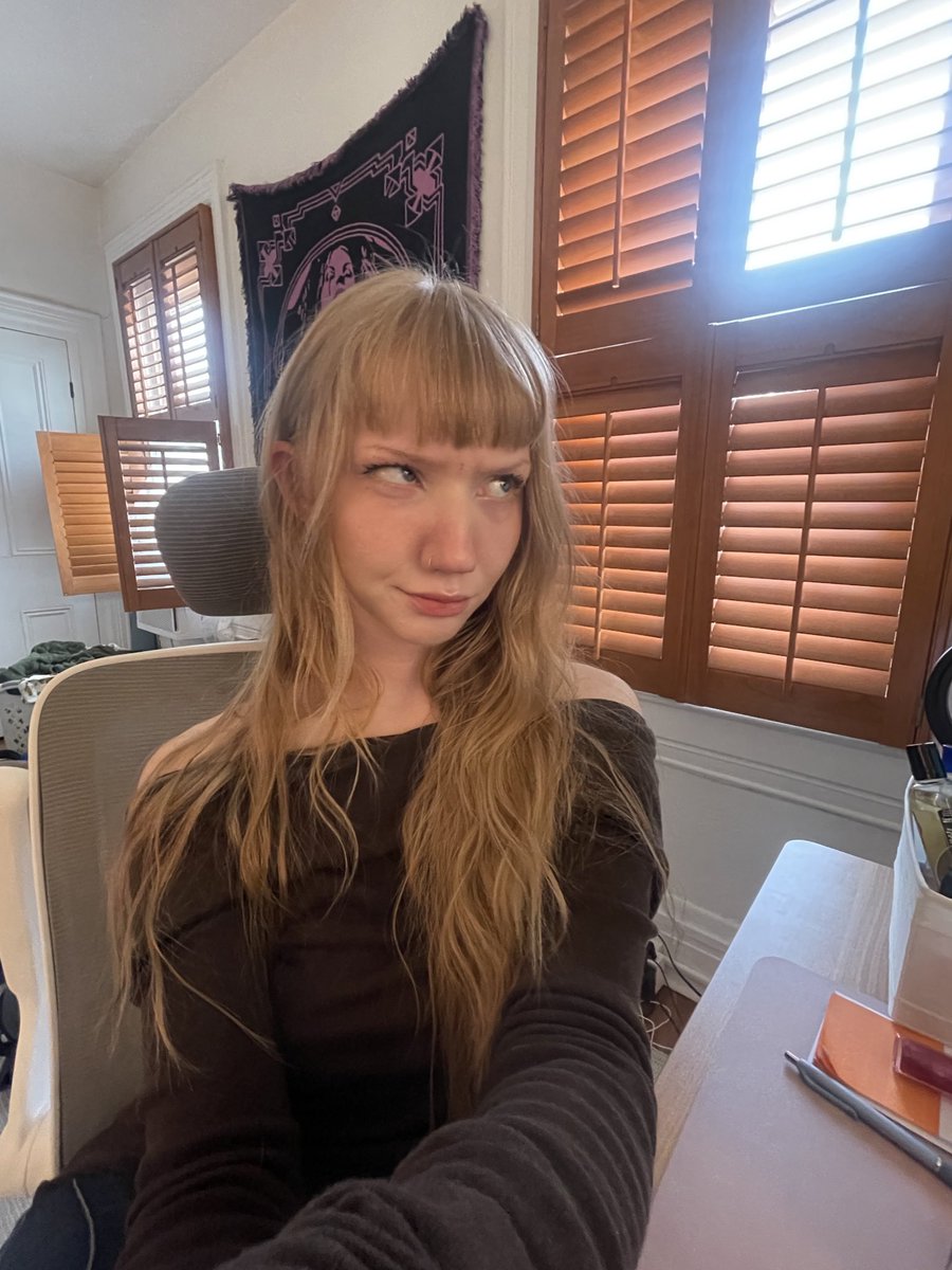 ★ strange girl ★ EXXXOTICA CHICAGO April 10-12 tweet media