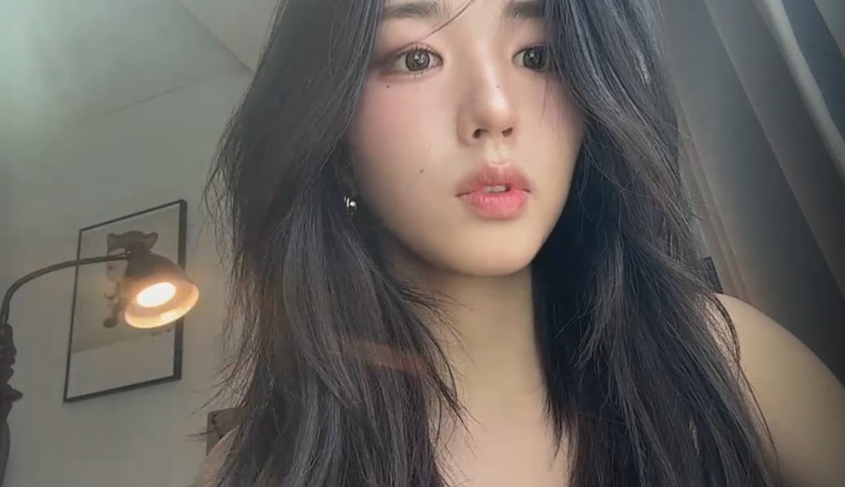 KaeBear tweet media