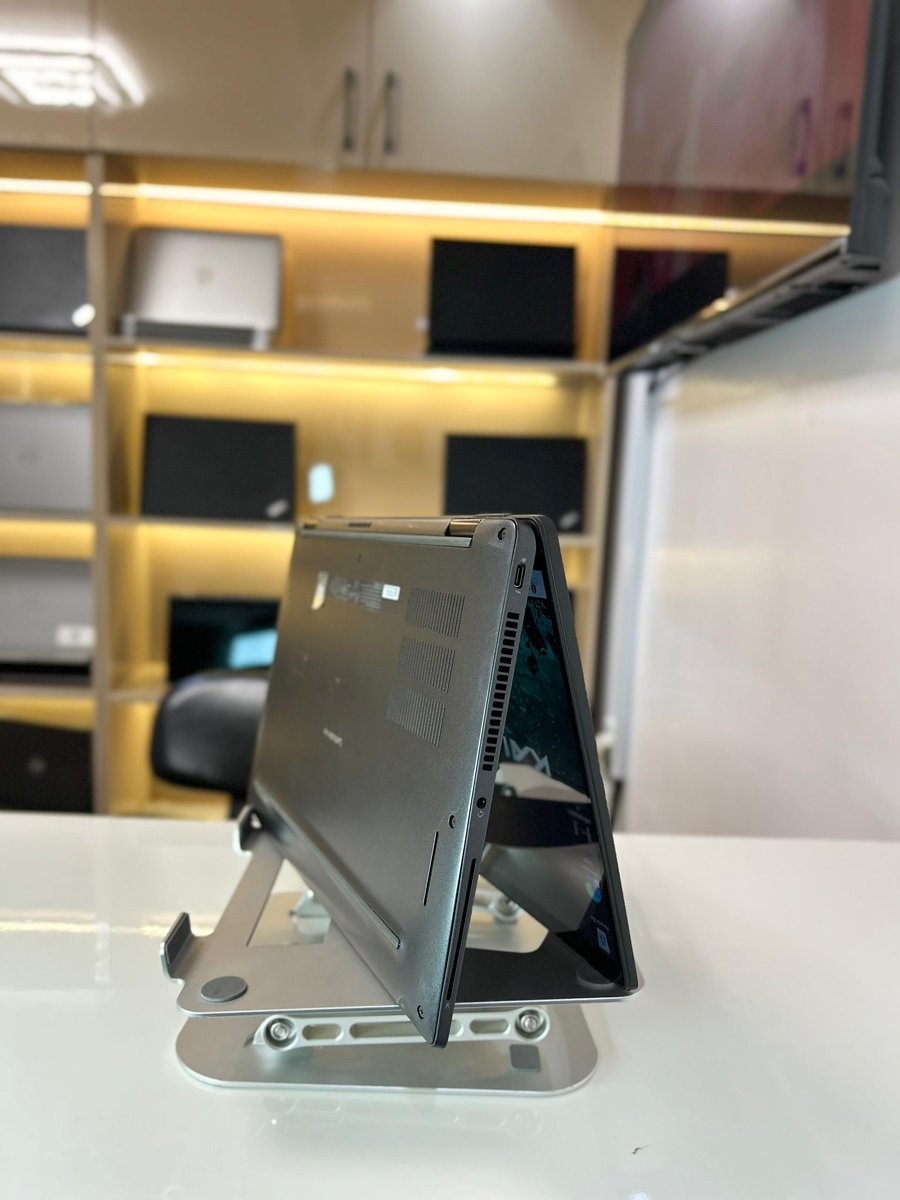 Skylark's Place Gadgets 💉📱 tweet media