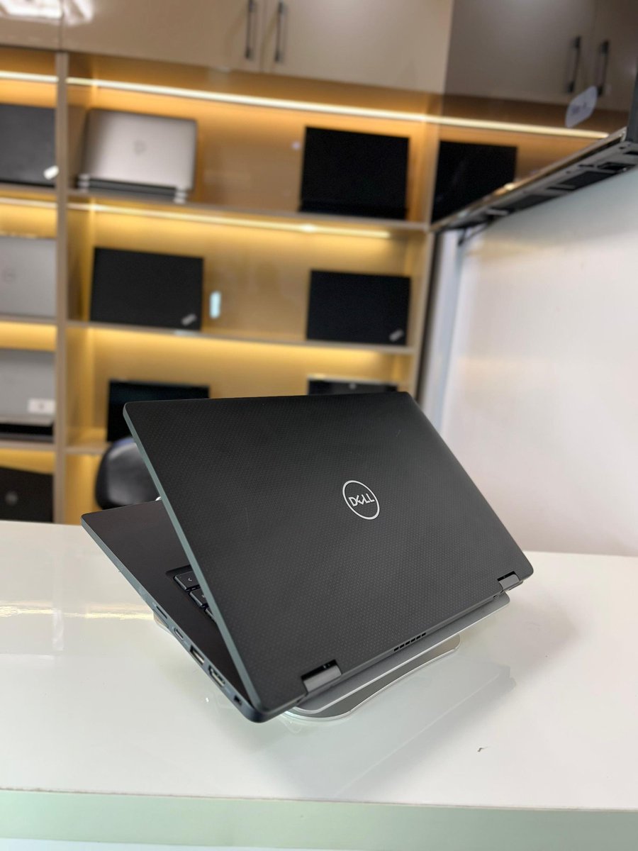 Skylark's Place Gadgets 💉📱 tweet media