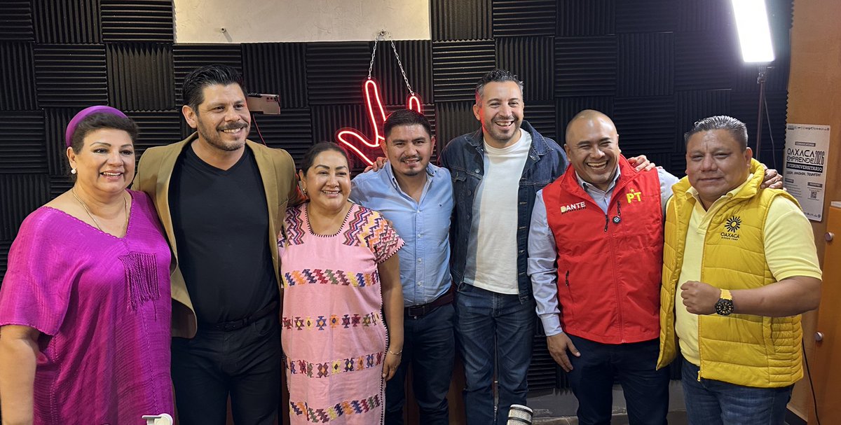 DimePetri tweet media