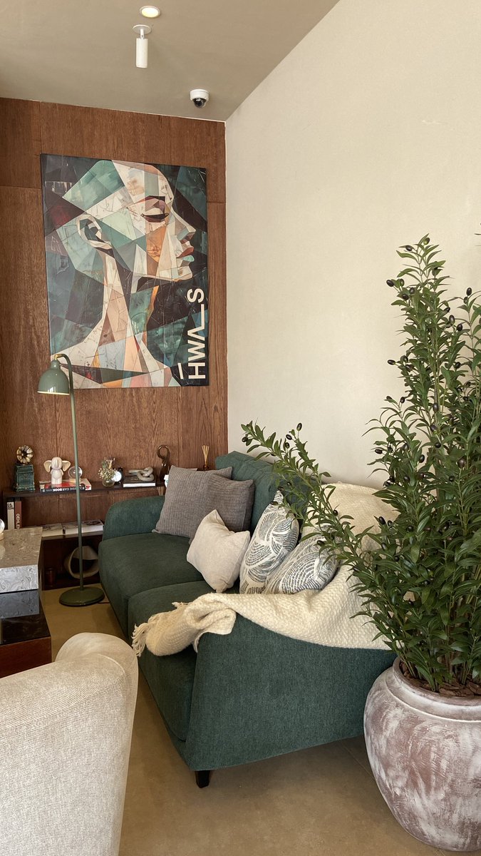 riva𐙚 tweet media