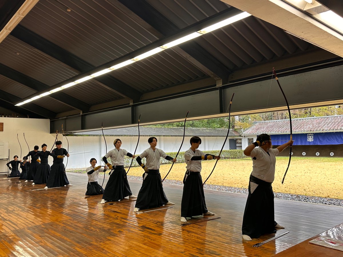 本日、前橋育英高校の皆さんと交流会を実施しました。グループでの練習を通してお互いに良い刺激を受け、とても充実した時間となりました。今回の経験で得たことをしっかりと吸収し、今後の活動に活かしていきたいと思います。
