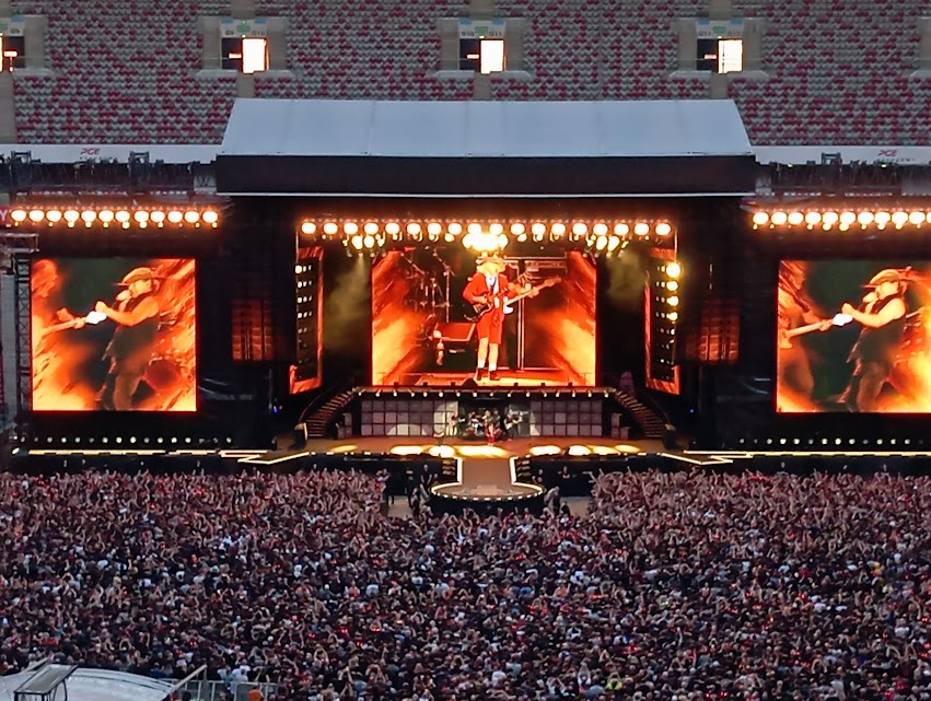 Marek Łangalis tweet media