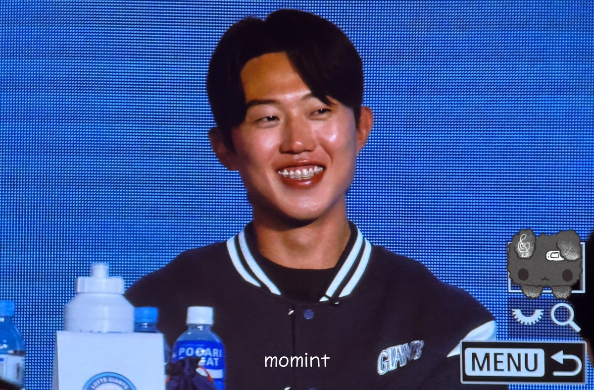 모밍.ᐟ tweet media