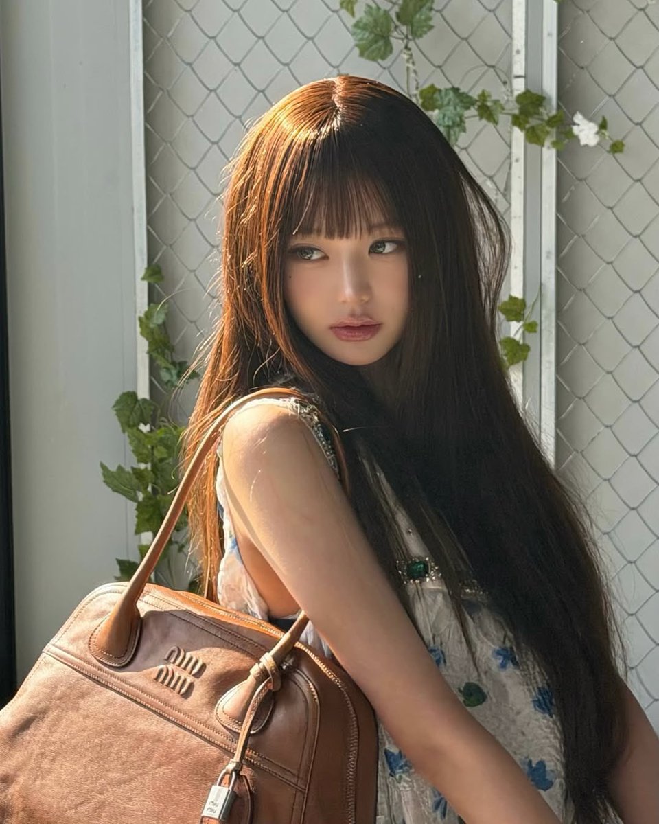 wonyoung pics tweet media