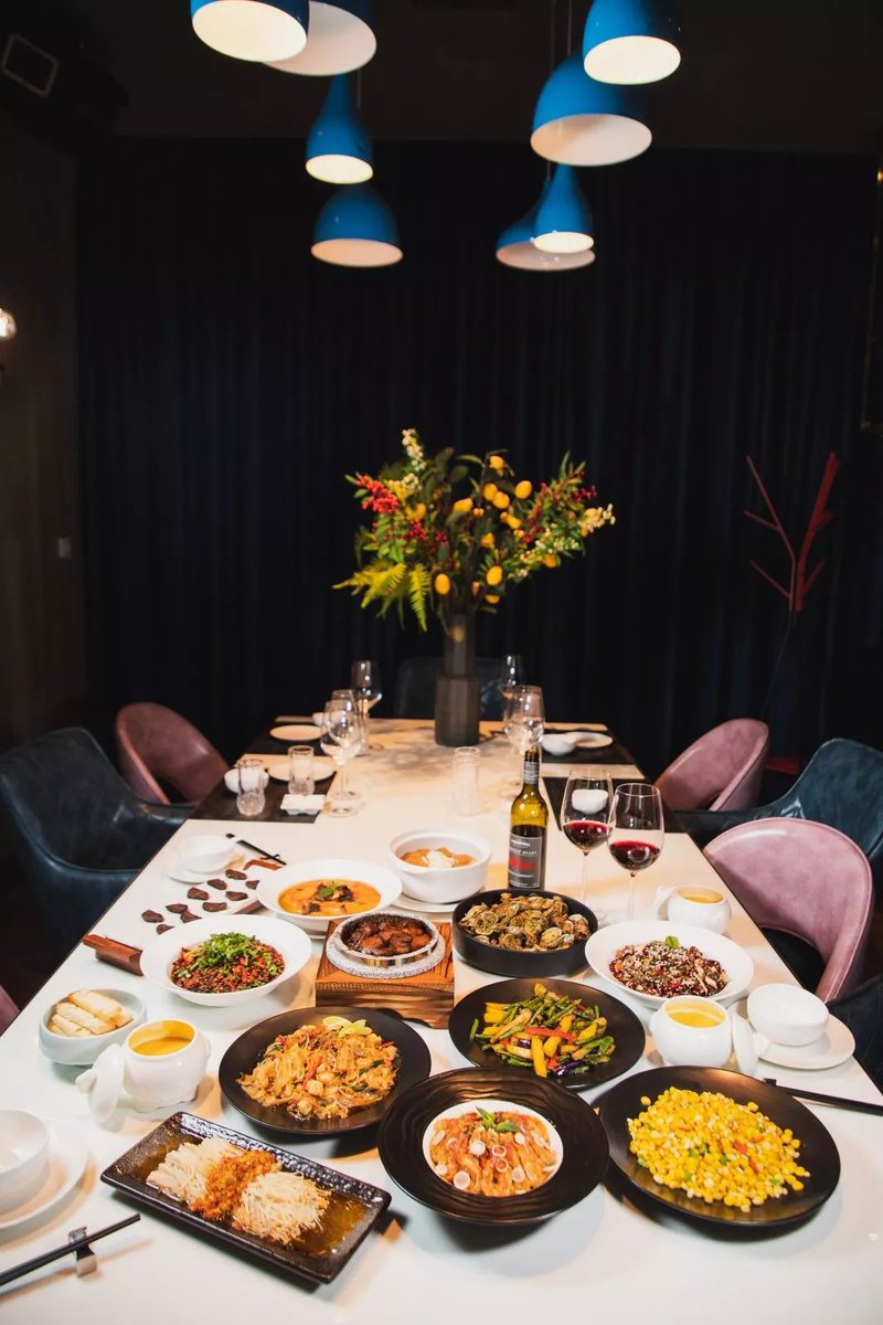 jonatanezeqiel tweet media