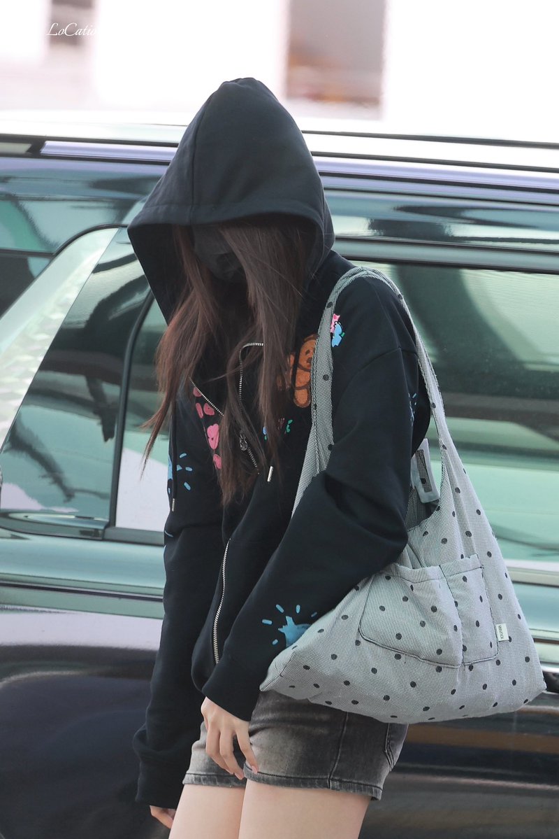 LoCation tweet media