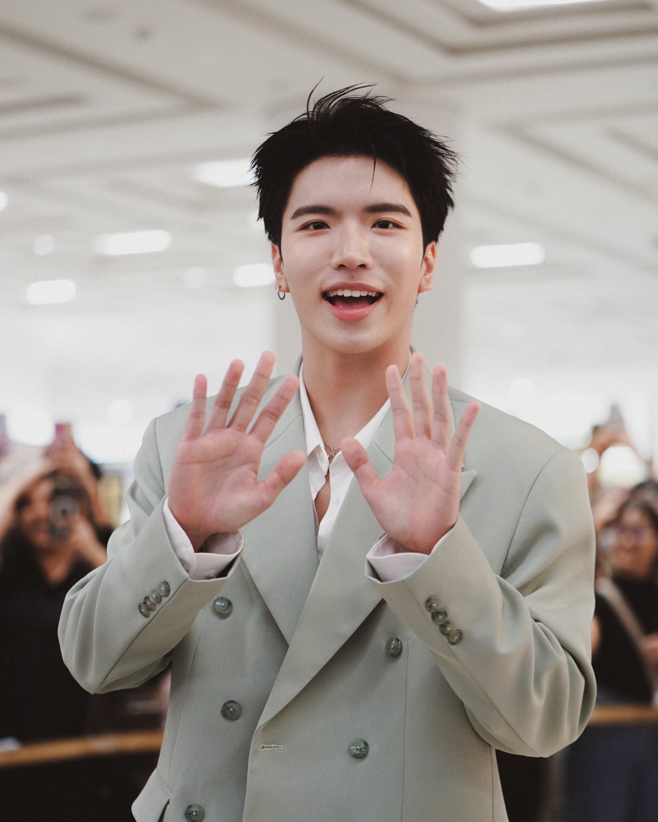 จู จู จู tweet media