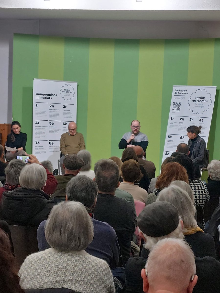 FAVBBadalona's tweet image. Per una Badalona Justa i digna la @FAVBBadalona vam a ser-hi  presents a la presentació de Tenim un somni #TenimUnSomni #Dignitat