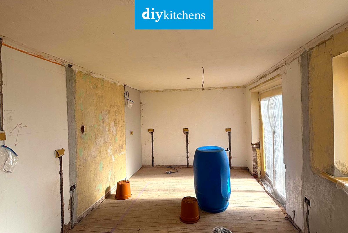 DIY Kitchens tweet media