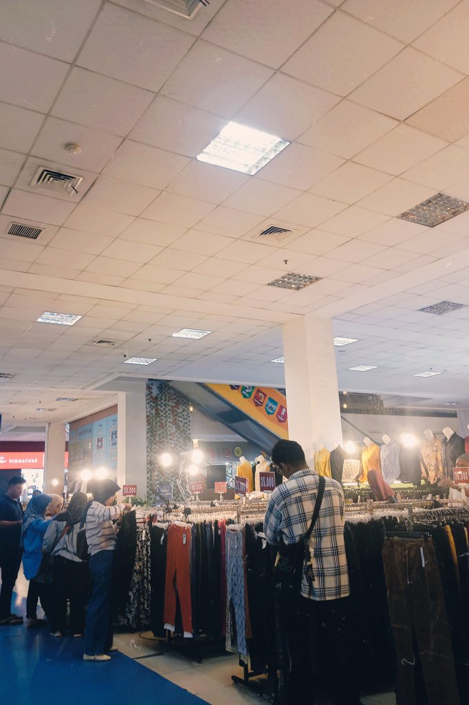 chika🔥 tweet media