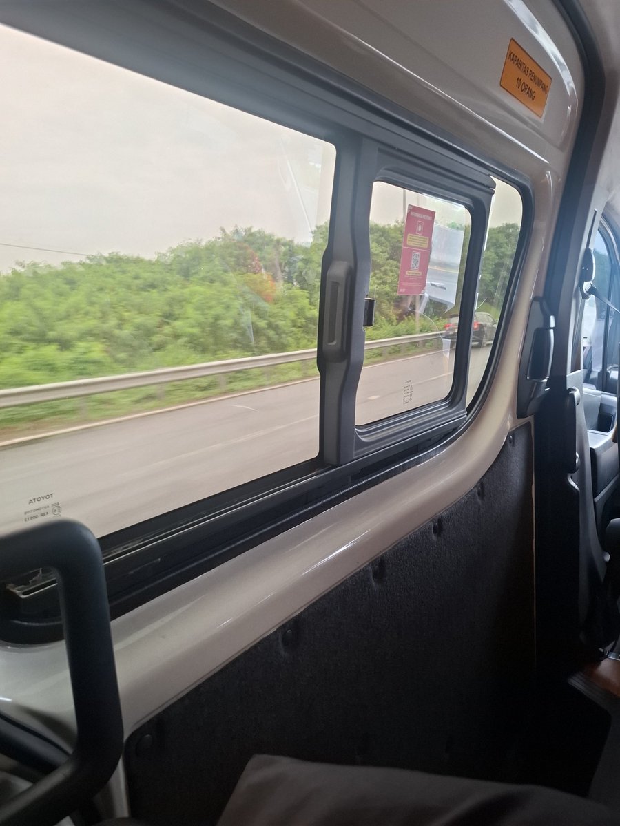 Liren ✪✵ rest tweet media