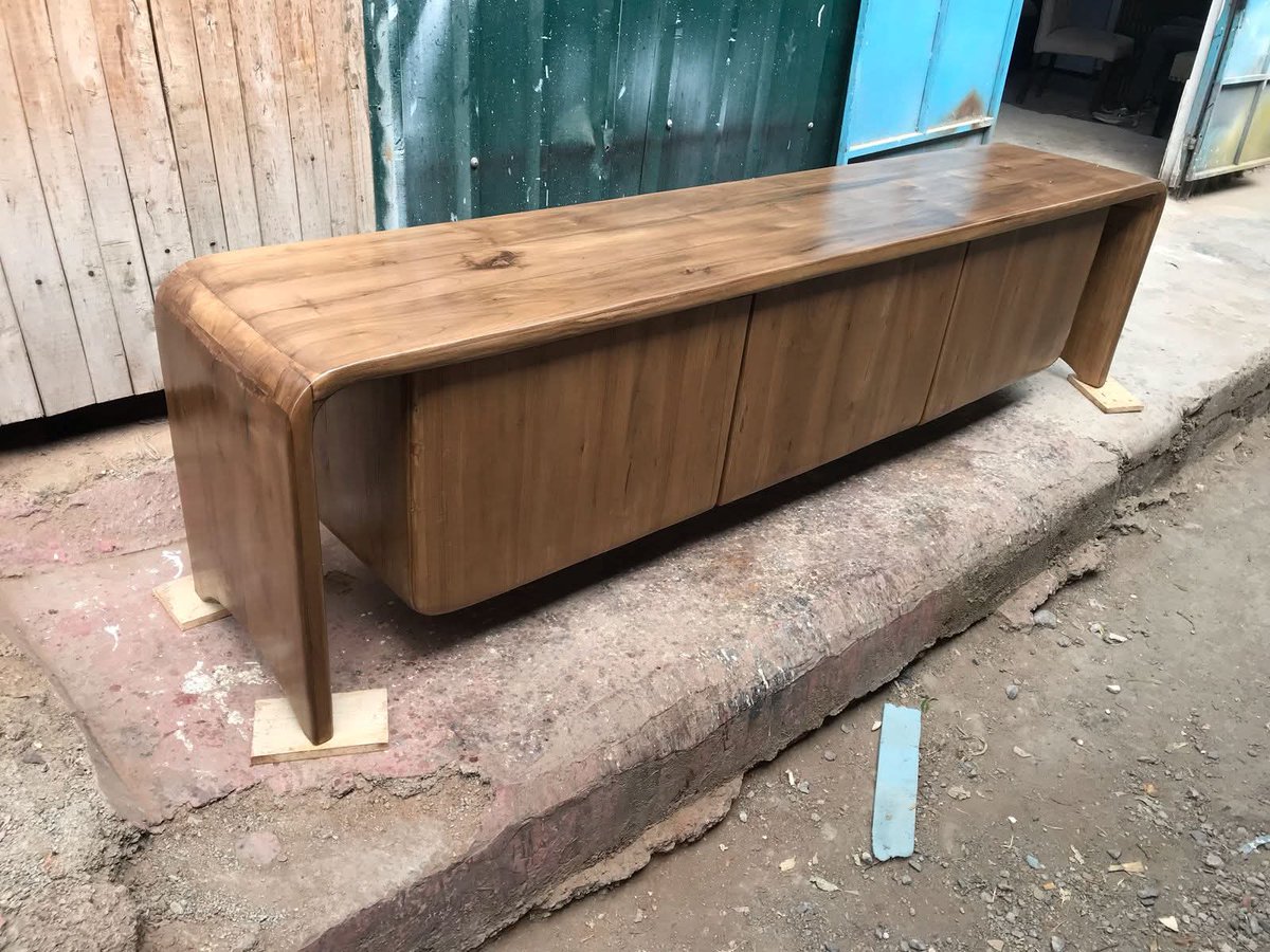 Royal Pallets & Interior Decor tweet media