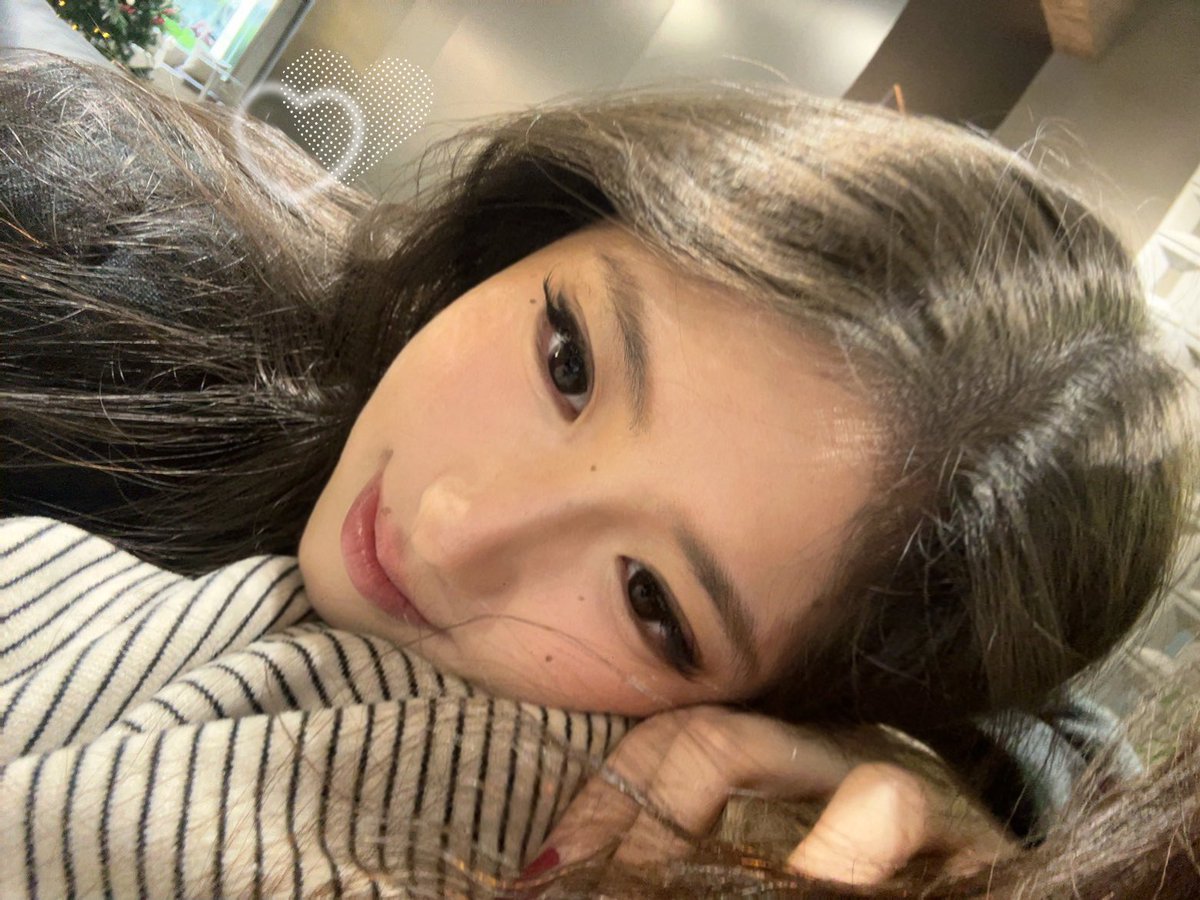 ^_^我将在我朋友身上粘一辈子 https://t.co/XDQY3u9TMu