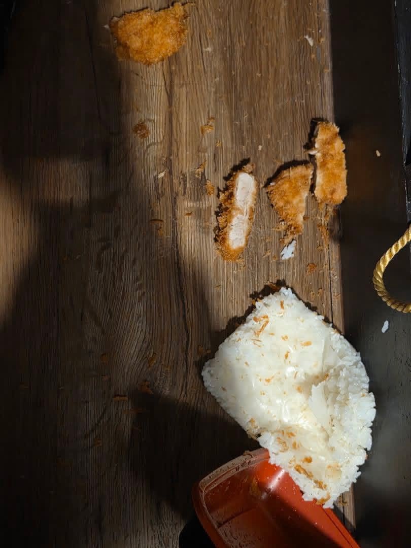 𝐍𝐚𝐧𝐢 tweet media