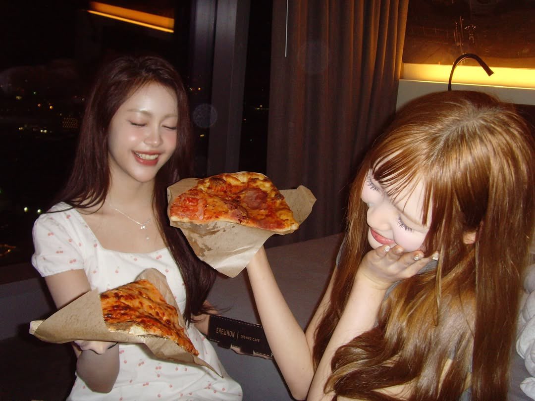 のらねこ tweet media