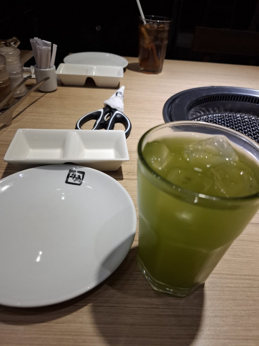 Ina 🏳️ (🫂) tweet media