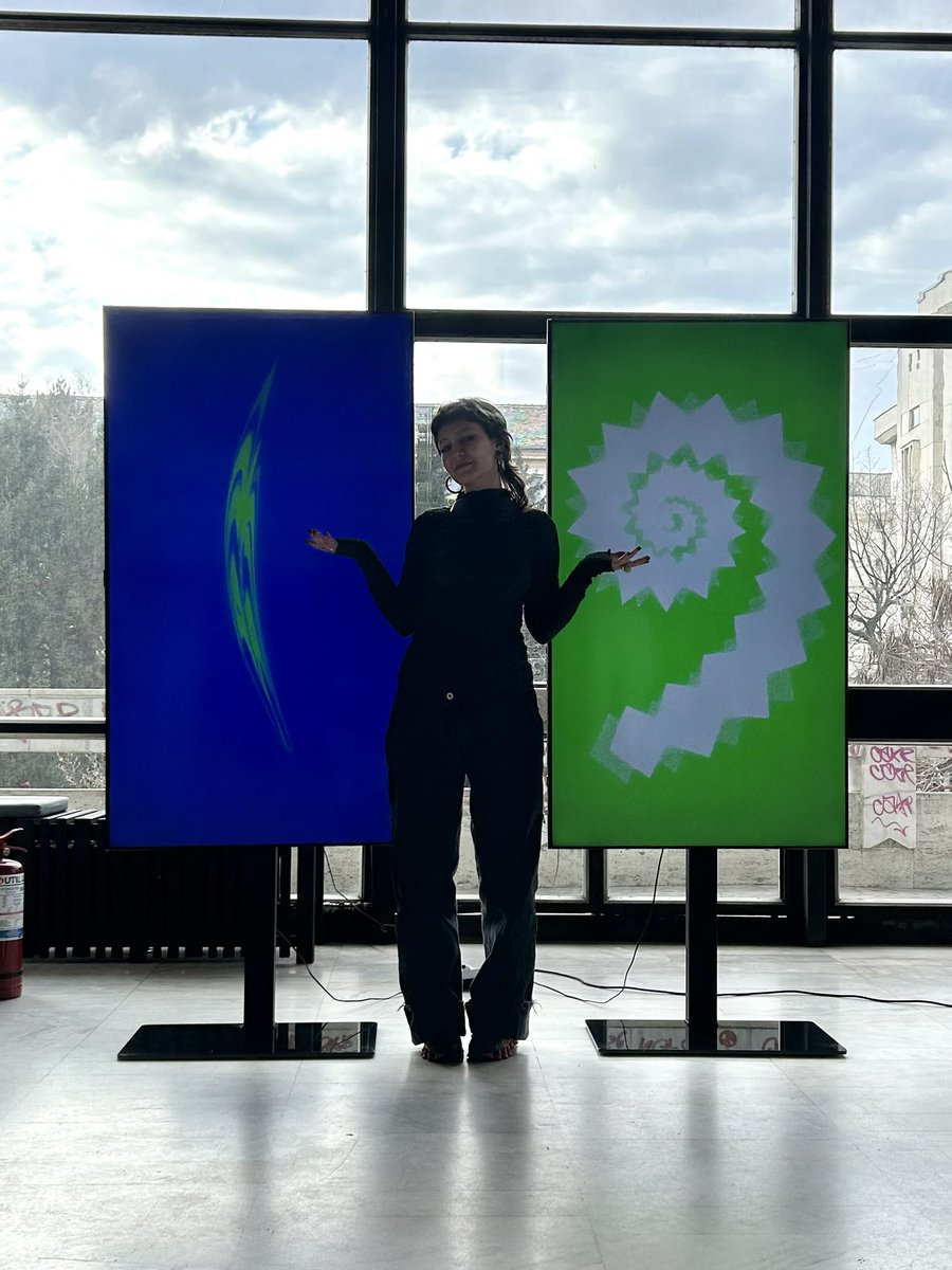 ∂ωη2єятн tweet media