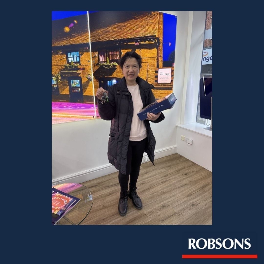 Robsons Estate Agent tweet media