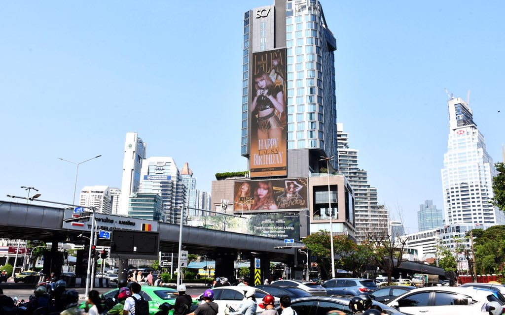 LALISA_58 tweet media