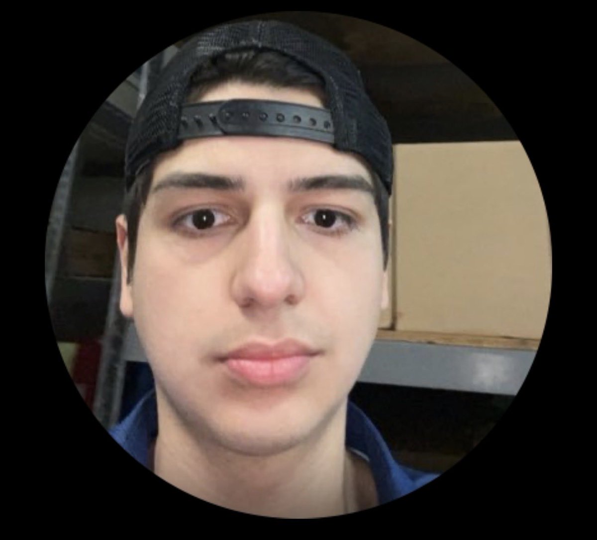 Starrking ☠︎ tweet media