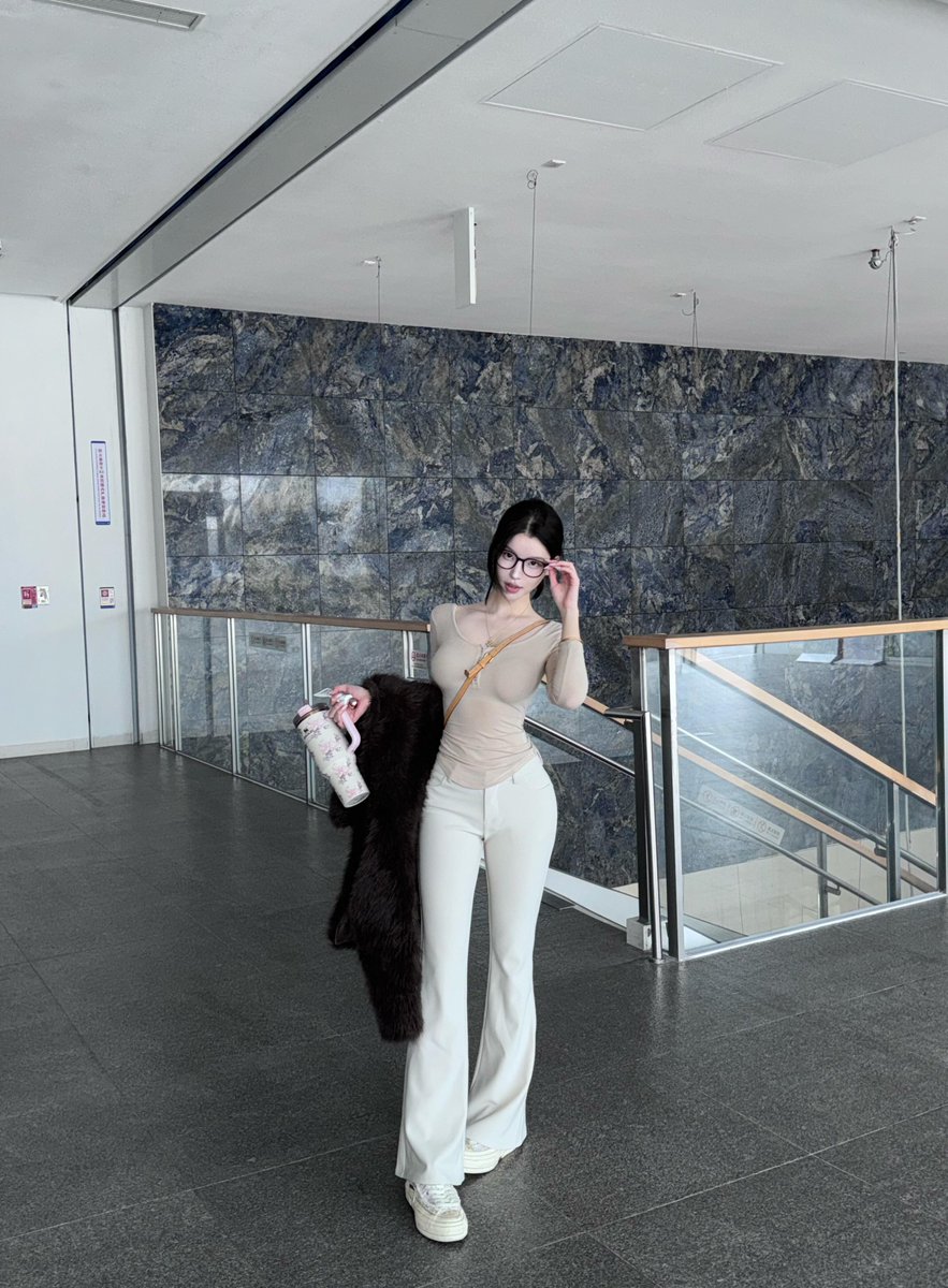 皮卡丘放电 tweet media