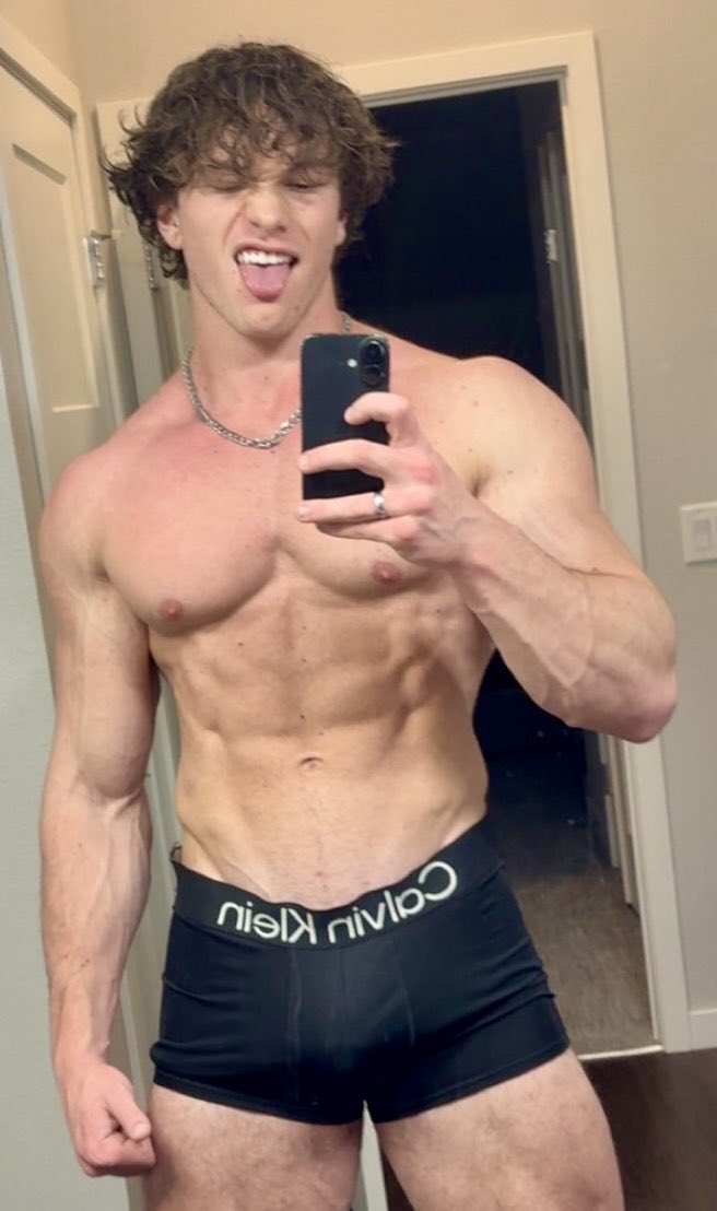 Top Alpha Males tweet media