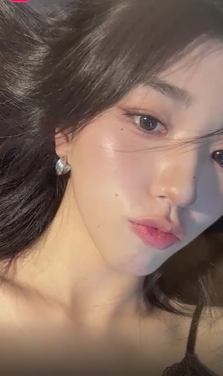 jia tweet media