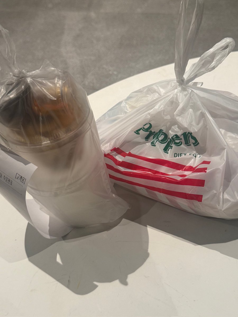 ์ฐ์ tweet media