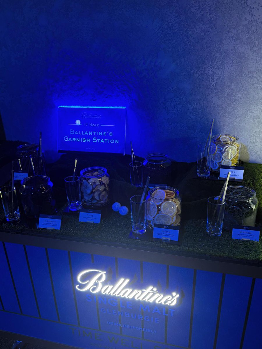 LUNA ❩ tweet media