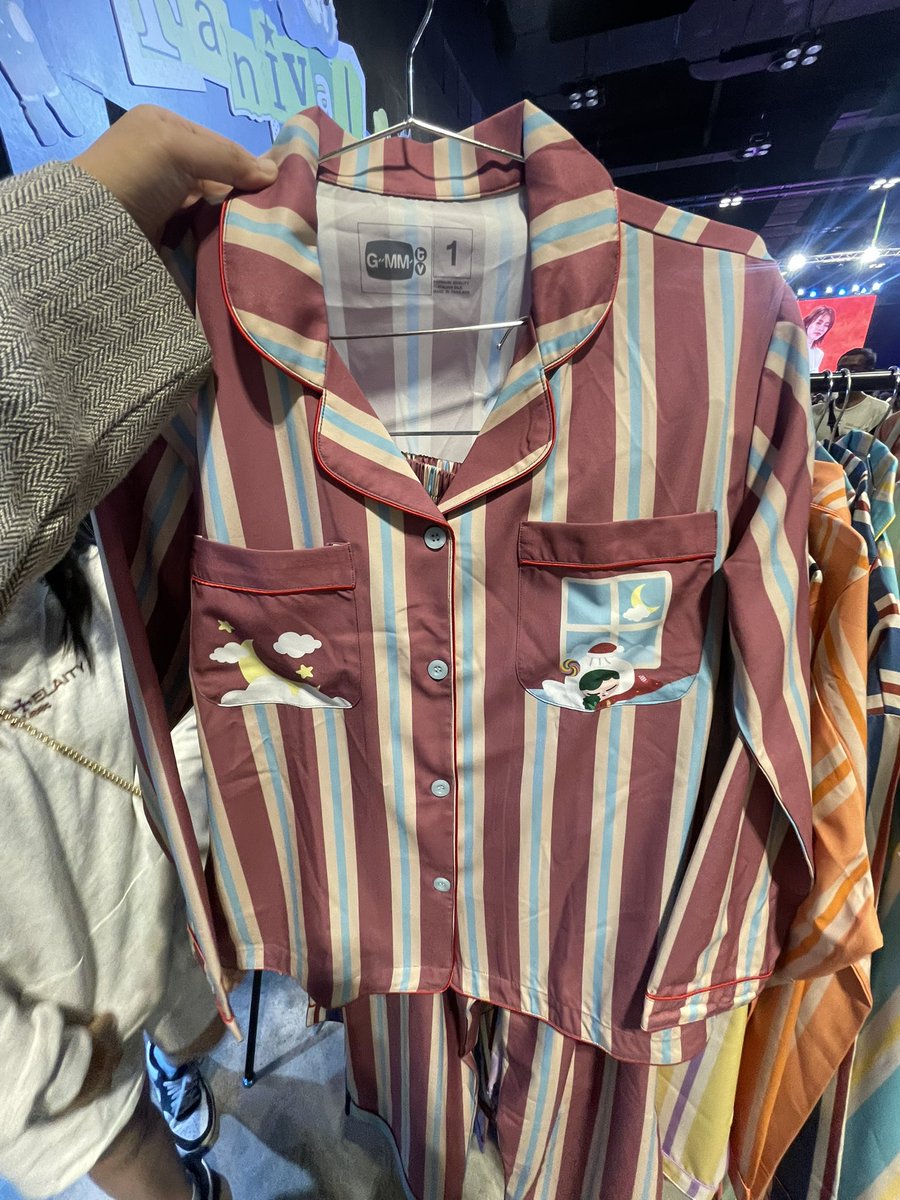 ชุดนอนหลานนนน น่ารักง่ะ

#GMMTVFANIVAL2026
#PAODY #POLCASAN