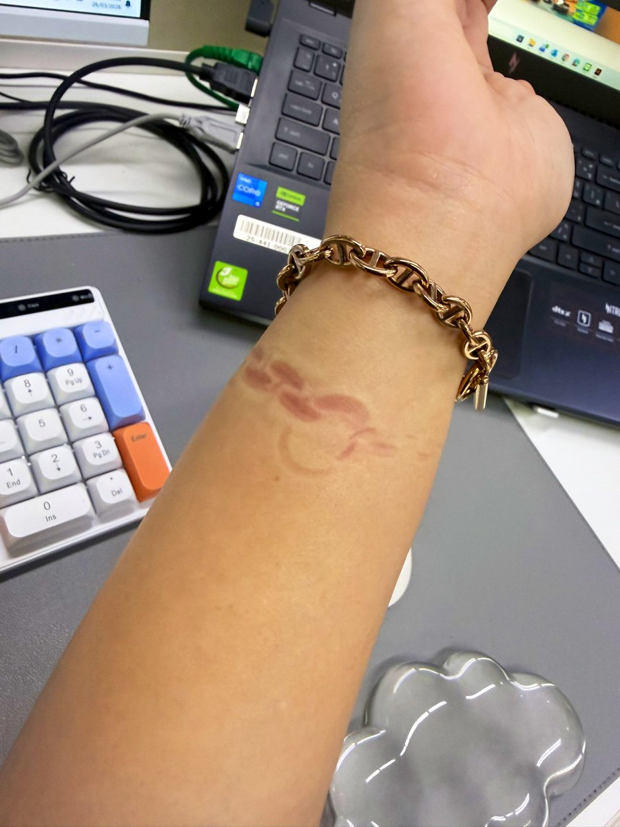 𝐝𝐨𝐮𝐛𝐥𝐞𝐦𝐢𝐧𝐞 ☺︎︎☻︎ tweet media