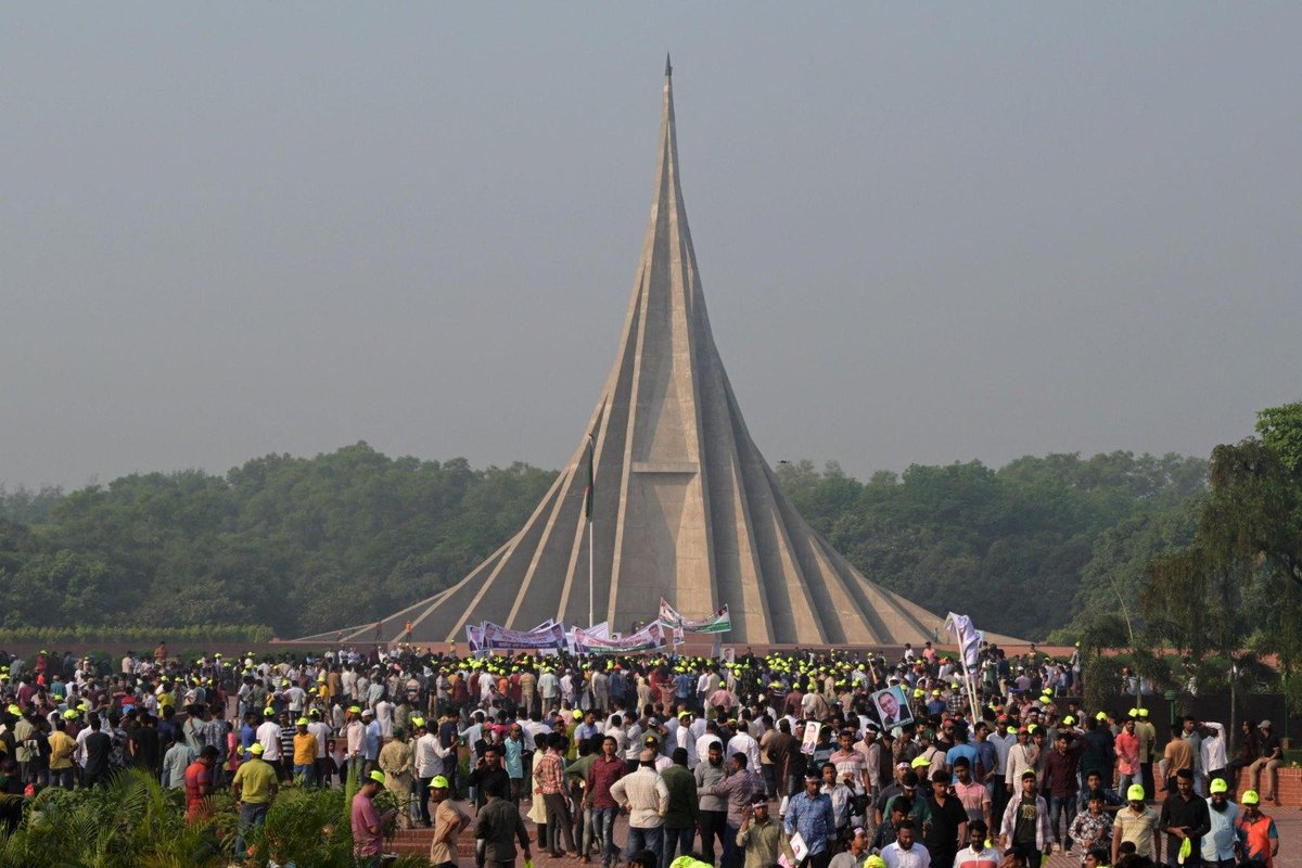 airnews_abad's tweet image. #Bangladesh #LiberationWar1971 #independenceday #NationalDay 

🔹બાંગ્લાદેશમાં 56મા સ્વતંત્રતા અને નેશનલ દિવસની કરવામાં આવી ઉજવણી

🔹1971માં થયેલી #LiberationWar ની યાદમાં ઉજવવામાં આવે છે આ દિવસ 

@DhakaPrasar @ihcdhaka