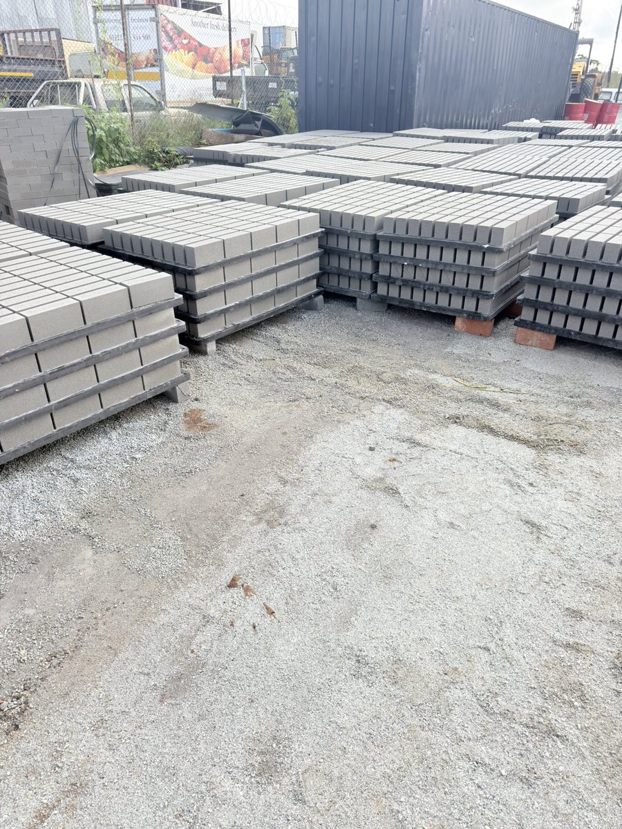 Gregory Gapare tweet media